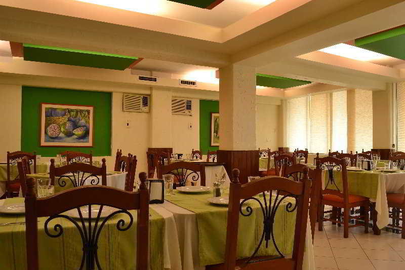 Hotel Batab Cancún Extérieur photo